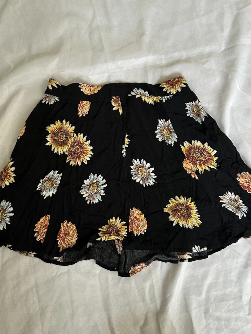 Black Floral Skater Mini Skirt High Rise A-Line Sunflower Daisy Print